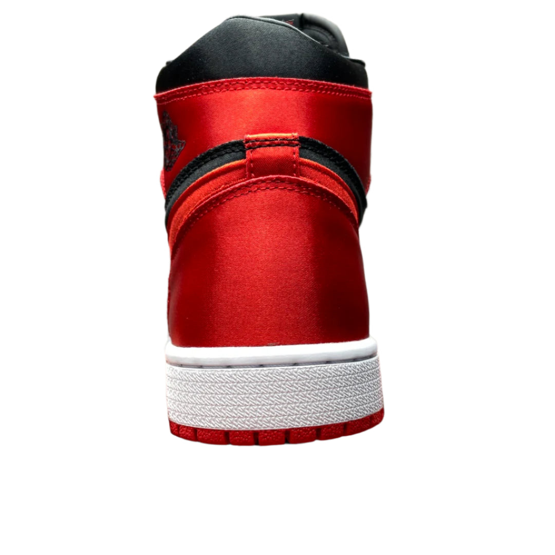 Air Jordan 1 Retro High OG Satin Bred