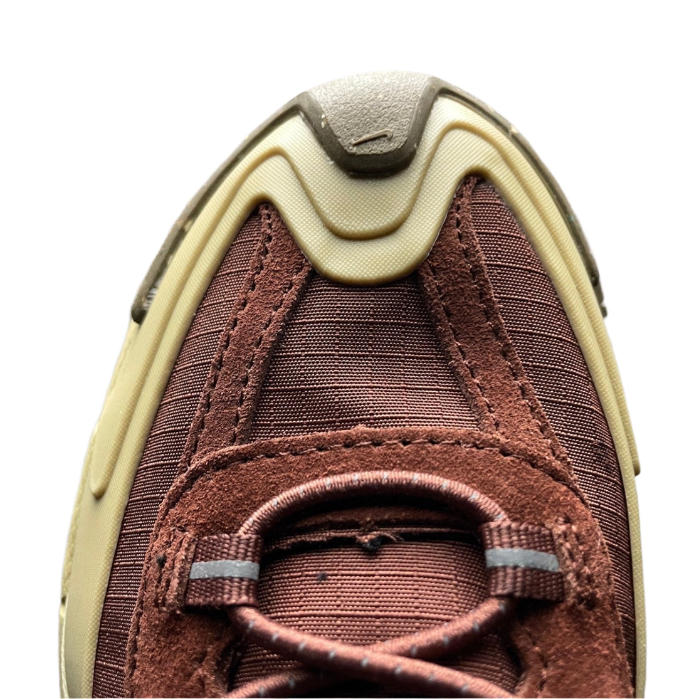 Nike Zoom Vomero Roam 'Flax'