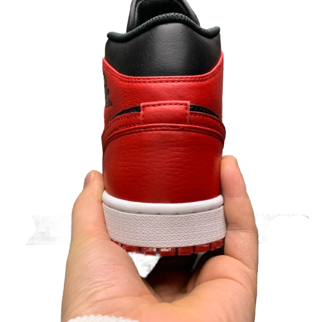 Air Jordan 1 Mid 'Banned' 2020