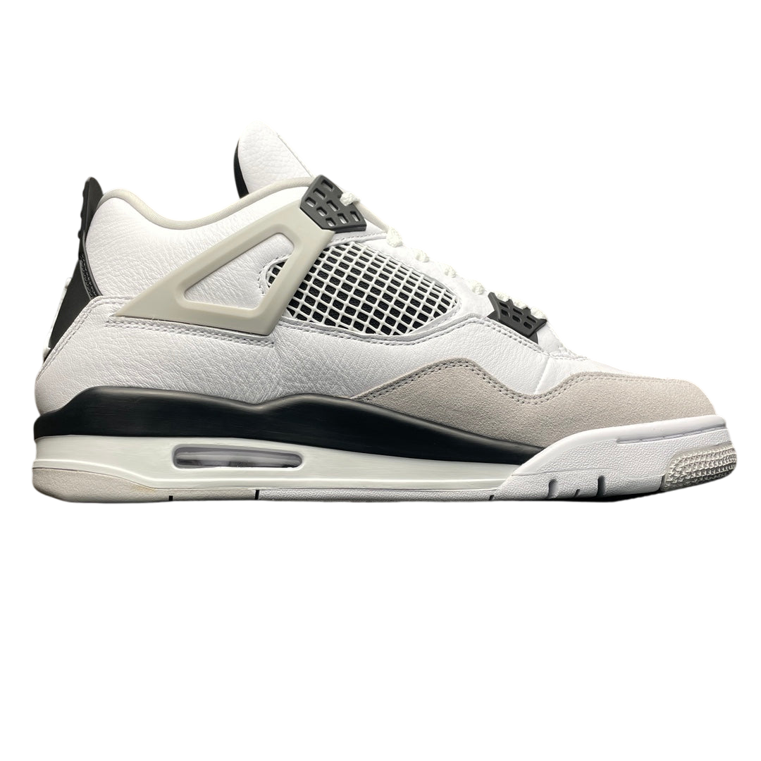 Air Jordan 4 Retro “Military Black”
