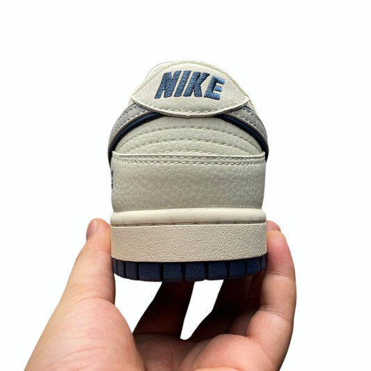 Supreme x Nike SB Dunk Low Navy Blue
