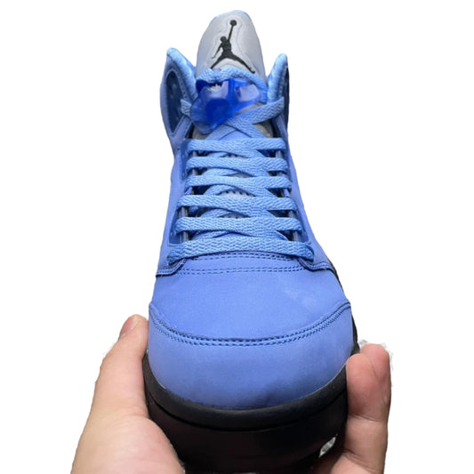 Air Jordan 5 Retro SE 'UNC' – University Blue Edition
