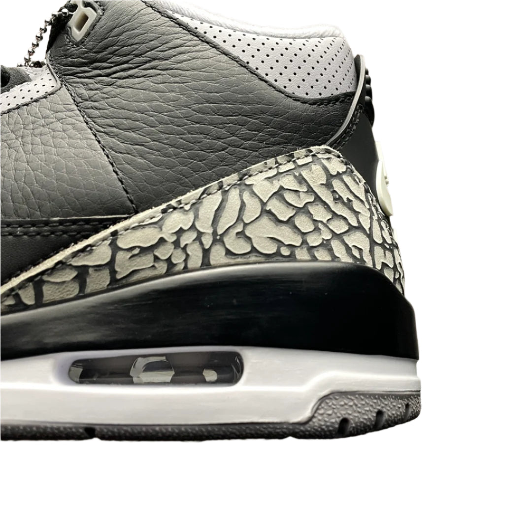 Air Jordan 3 Retro OG 'Black Cement