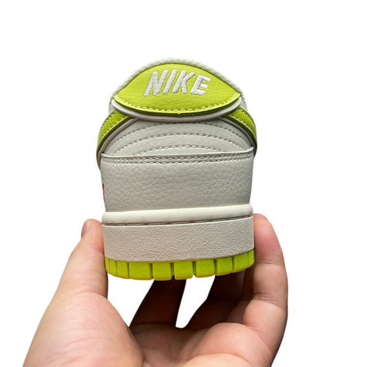Nike Dunk Low Yellow Strike
