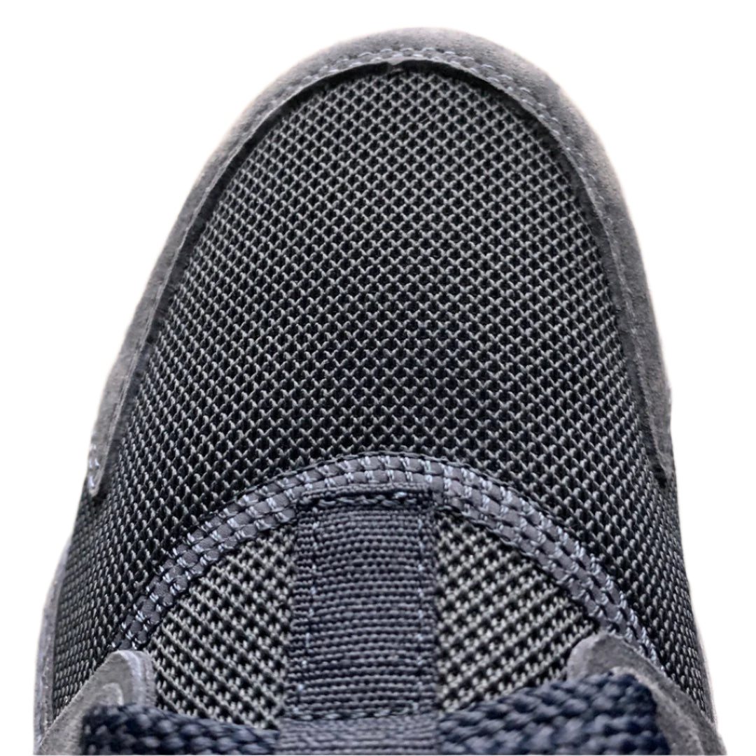 Nike Air Huarache Run SE – Black / Wolf Grey