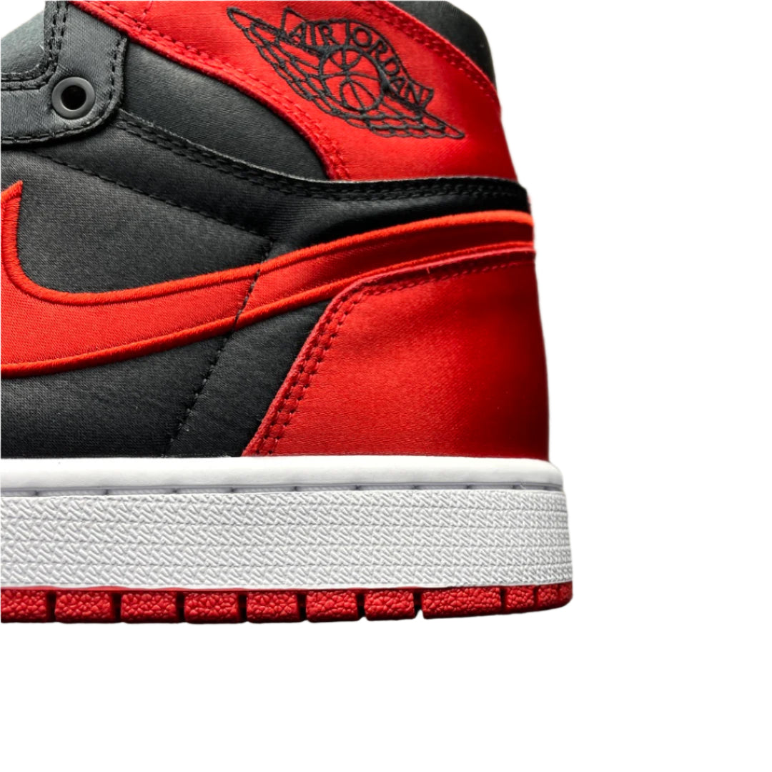 Air Jordan 1 Retro High OG Satin Bred