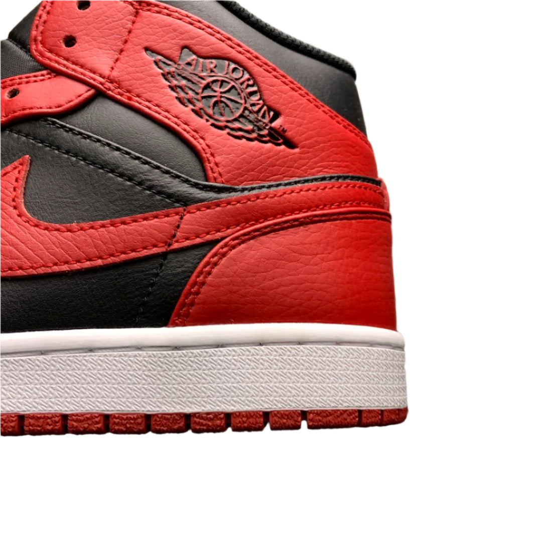 Air Jordan 1 Mid 'Banned' 2020