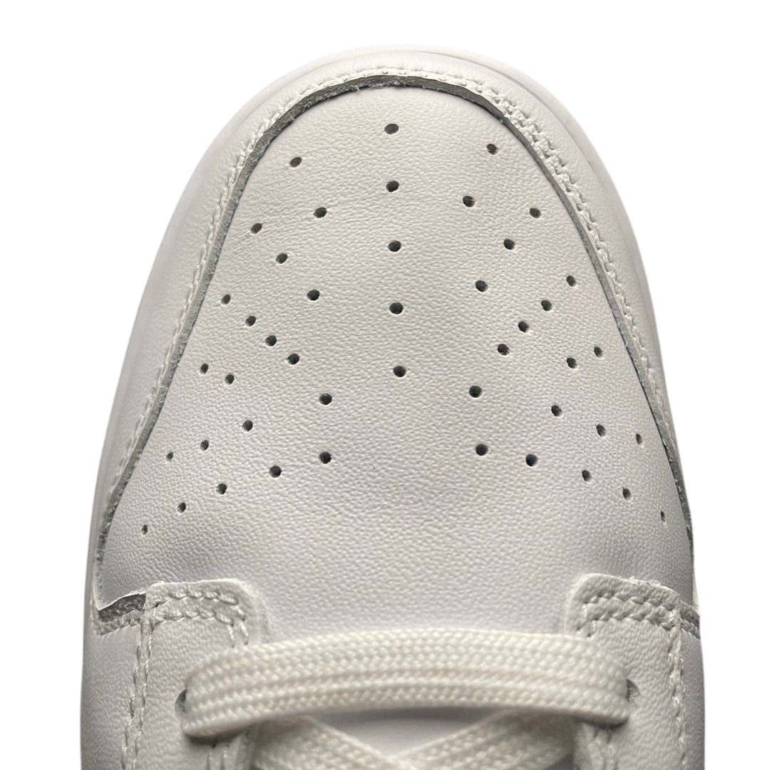 Nike Dunk Low "Triple White"