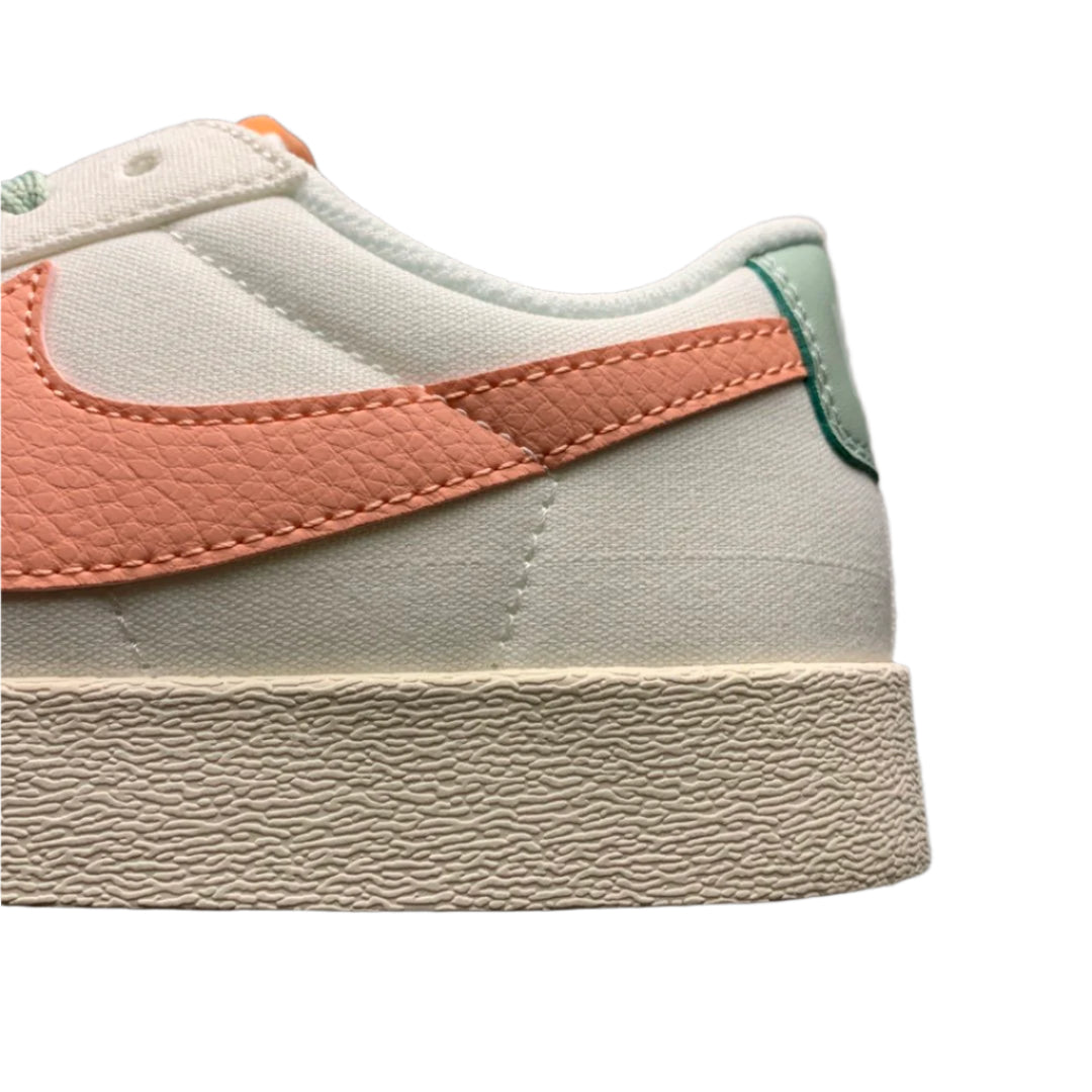 Nike WMNS Blazer Low LE 'White Bleached Coral'