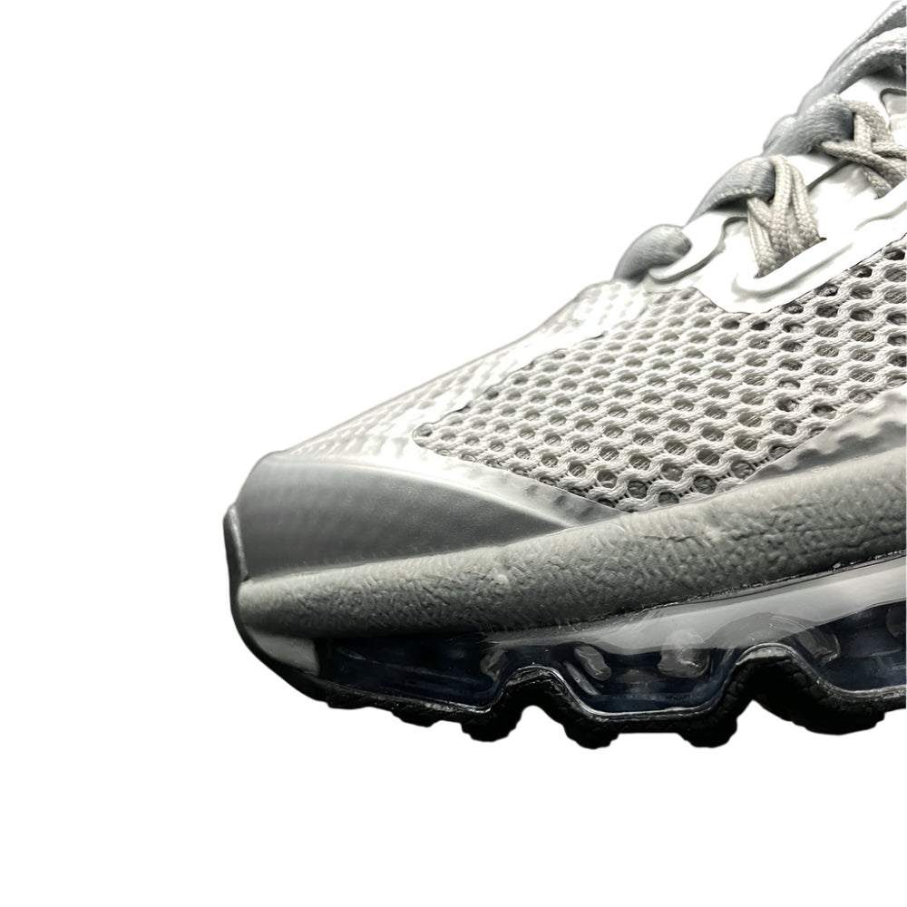 Nike Air Max 2013 “Metallic Silver / Black”