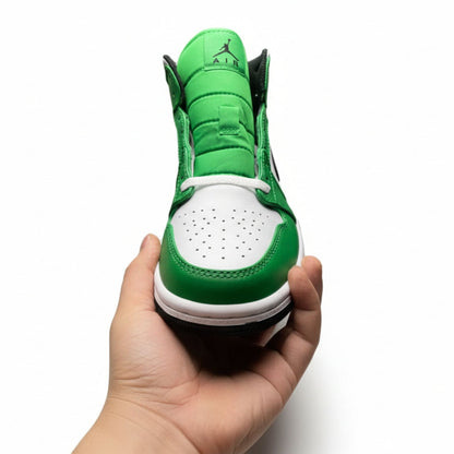 Air Jordan 1 Mid “Lucky Green”