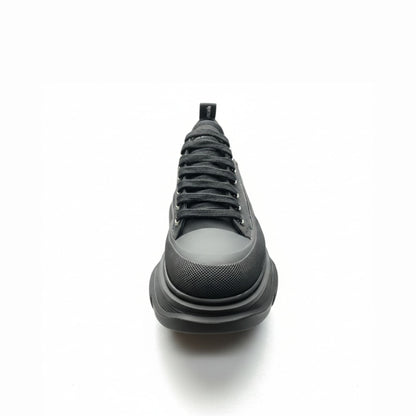 Alexander McQueen Tread Slick Low Lace Up Sneakers Black