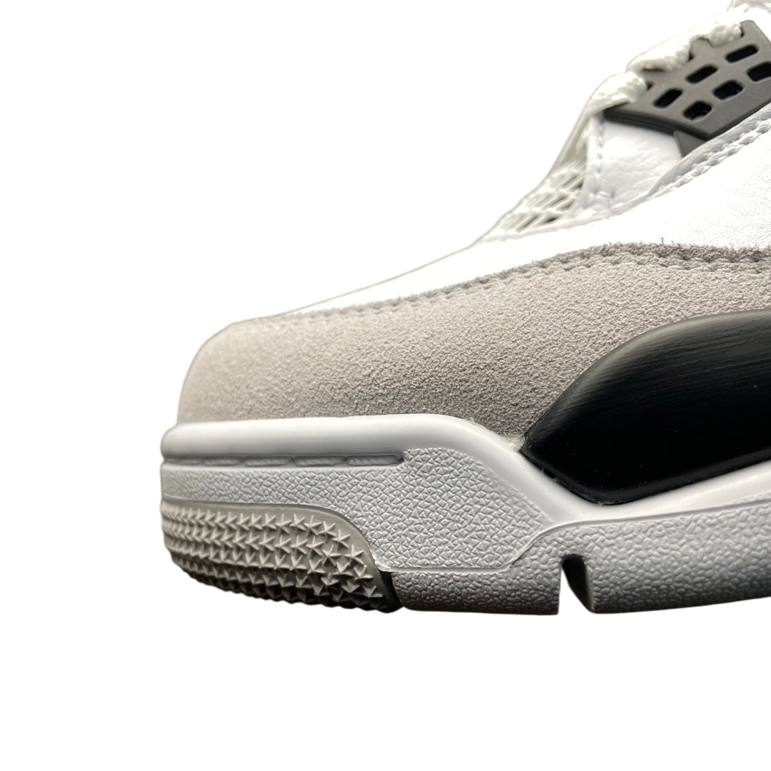 Air Jordan 4 Retro “Military Black”