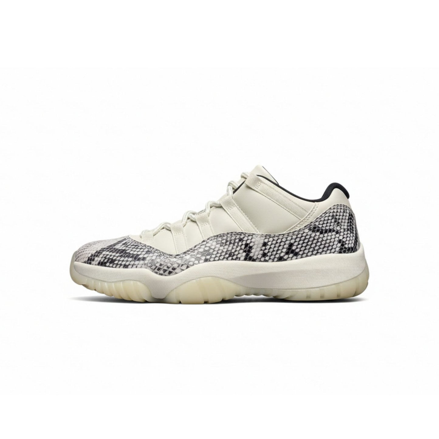 Nike Air Jordan 11 Low Light Bone – Python-Inspired Leather Basketball Shoes