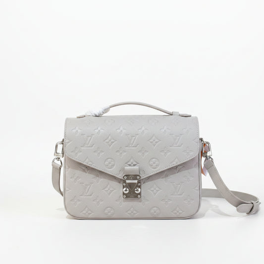 LV Pochette Métis – Brume