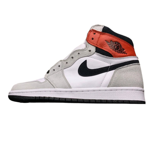 Air Jordan 1 Retro High OG "Light Smoke Grey"