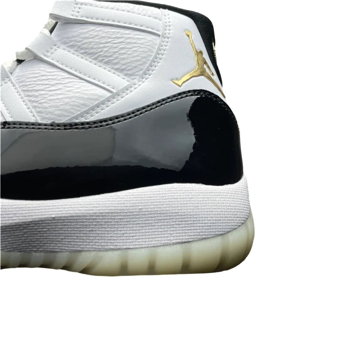 Nike Air Jordan 11 Retro “Concord” – Iconic Leather High-Top Basketball Sneakers
