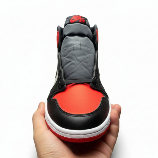 Air Jordan 1 Retro High OG Satin Bred