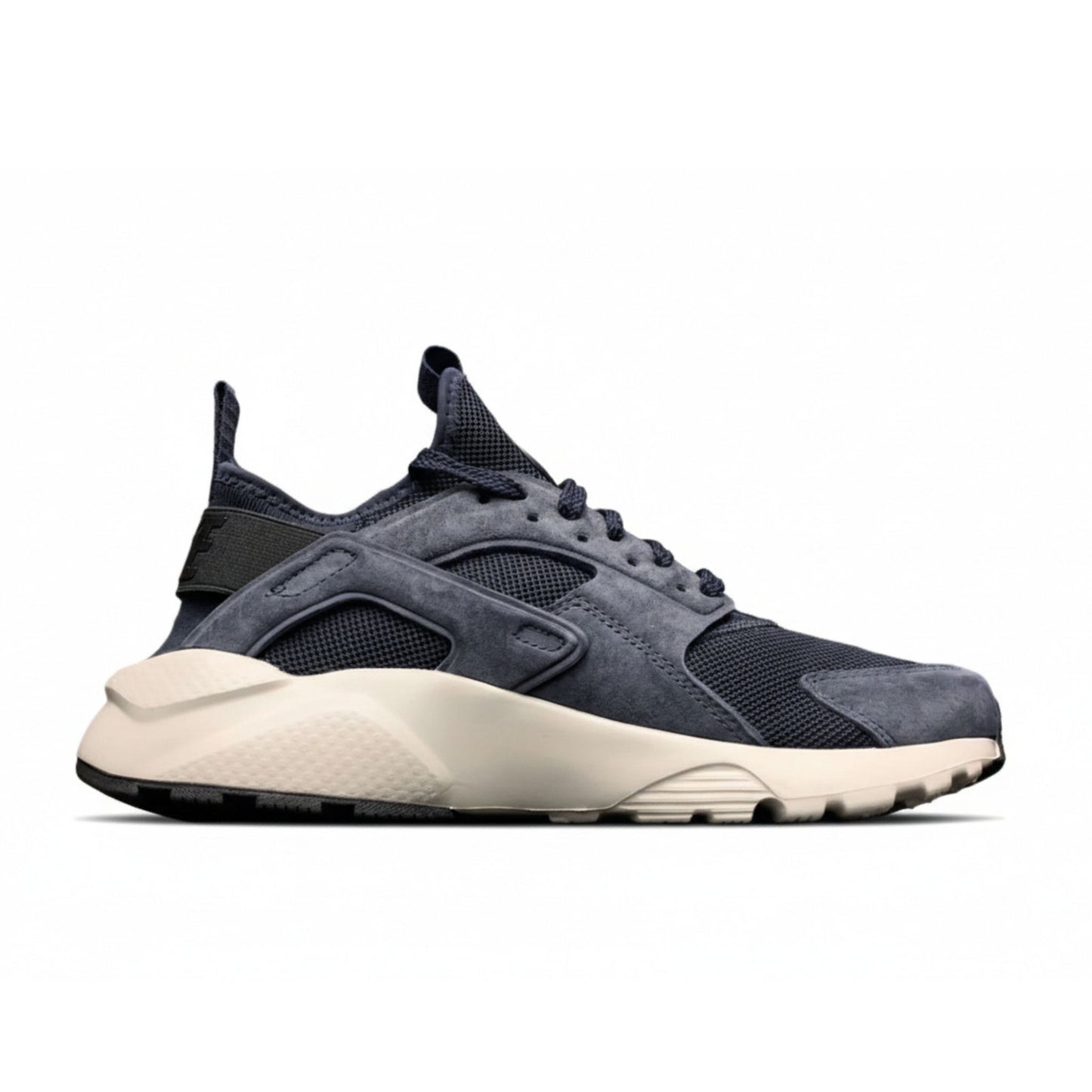 Nike Air Huarache Run SE – Black / Wolf Grey