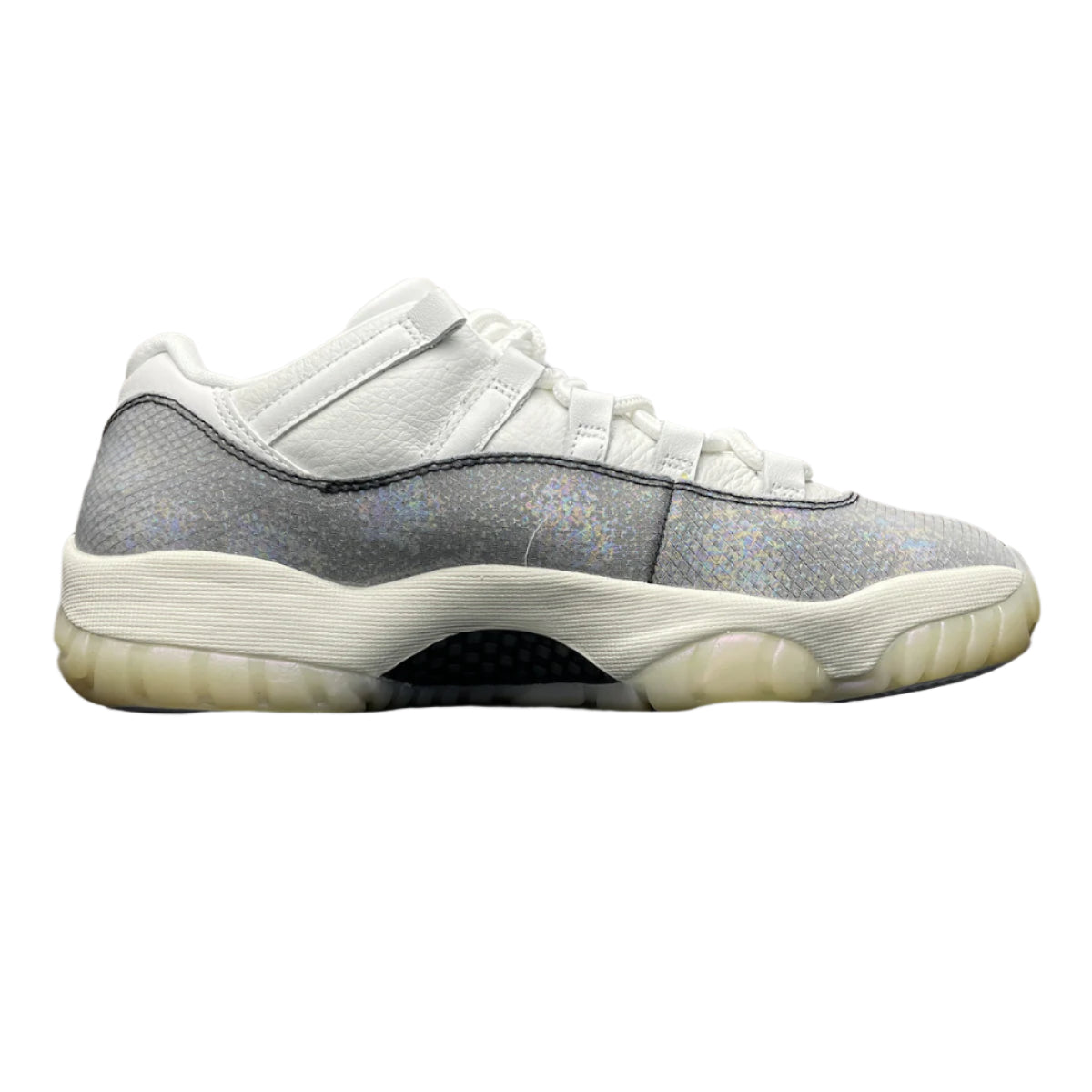 Nike Air Jordan 11 Retro Low “Pure Violet” (W)