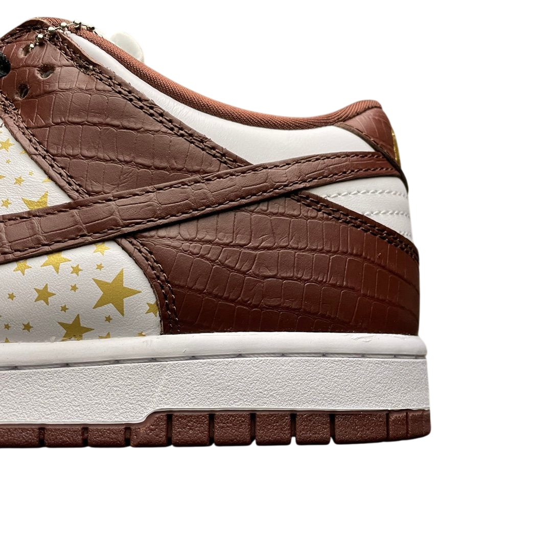 Nike SB Dunk Low Supreme Stars 'Barkroot Brown'