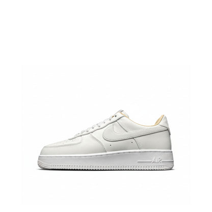 Nike Air Force 1 '07 White