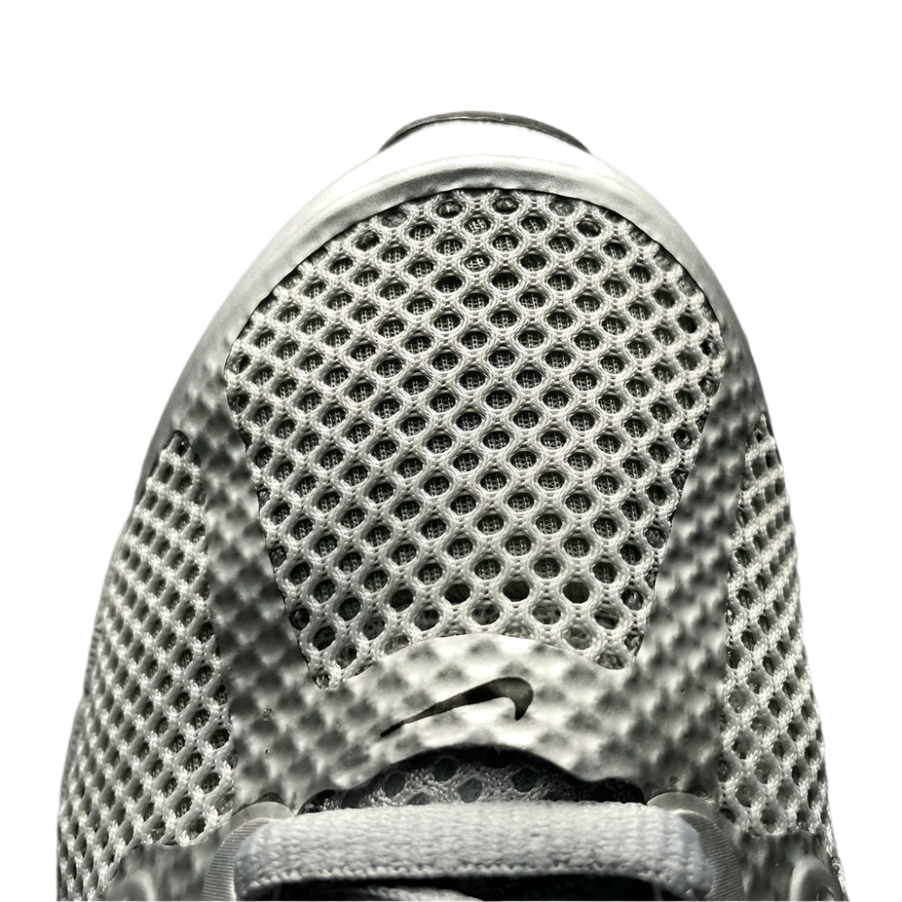 Nike Air Max 2013 “Metallic Silver / Black”