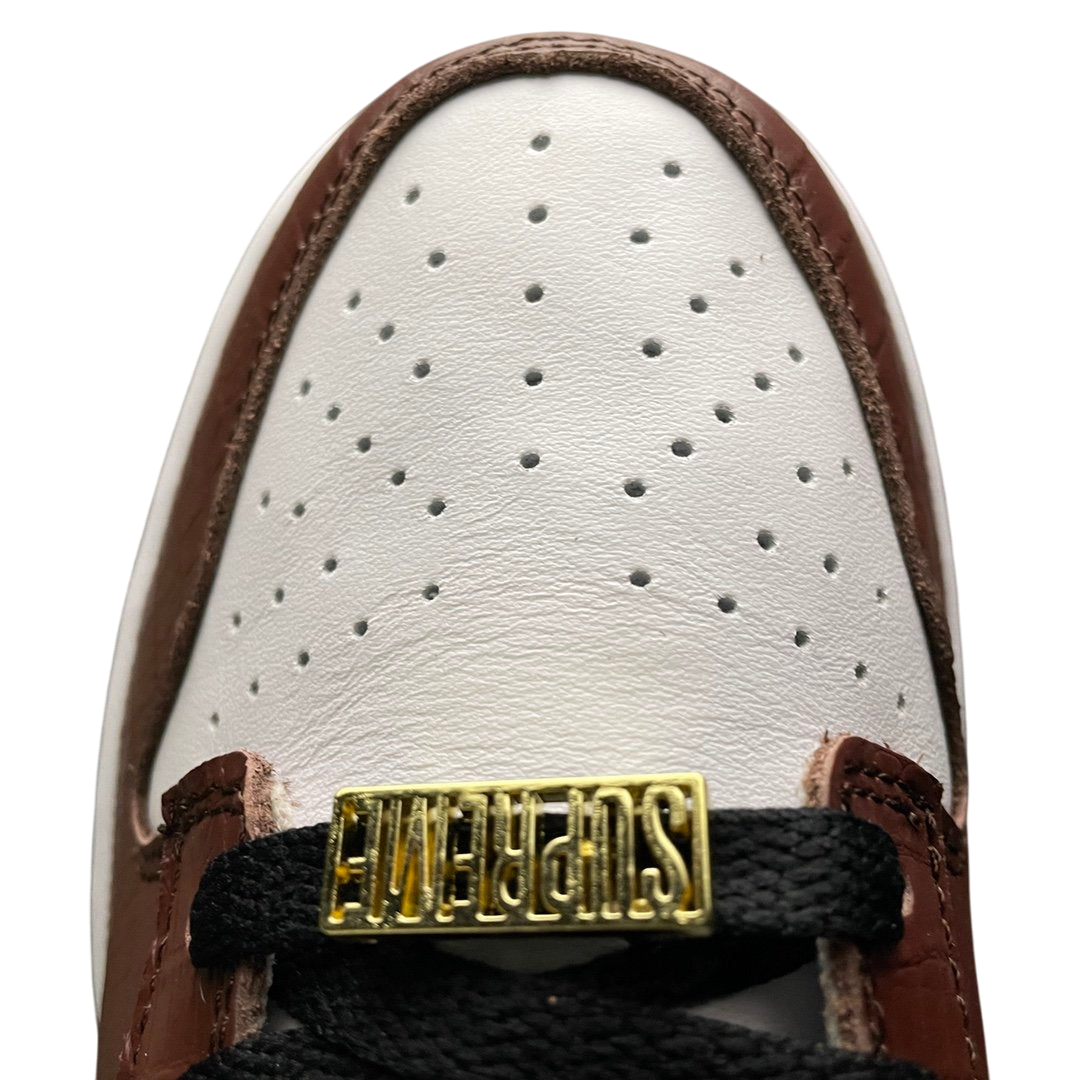 Nike SB Dunk Low Supreme Stars 'Barkroot Brown'