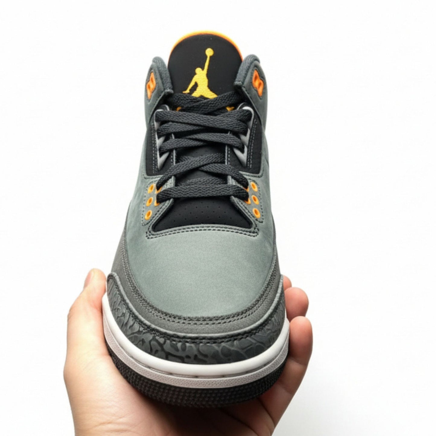 Air Jordan 3 Retro 'Fear' (2023)