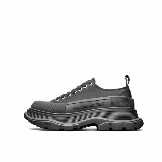 Alexander McQueen Tread Slick Low Lace Up Sneakers Black