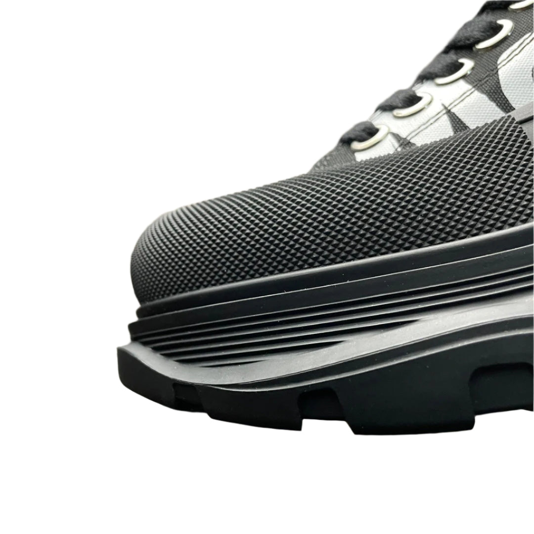Alexander McQueen Tread Slick Lace-Up Leather Sneakers Black