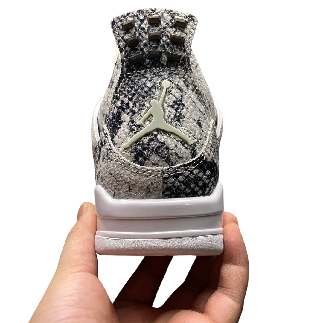 Air Jordan 4 “Flight’s Finest”