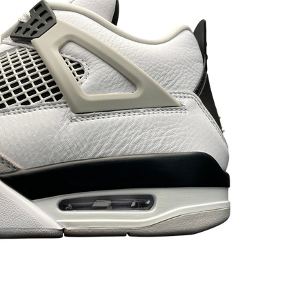 Air Jordan 4 Retro “Military Black”
