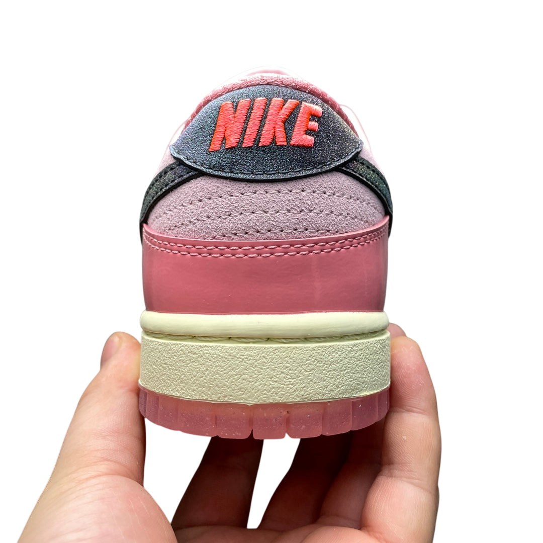 Nike Dunk Low LX 'Barbie'