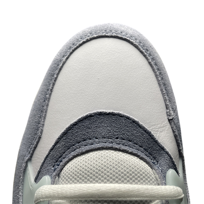 Nike Air Jordan 4 RM Older Kids – Premium Suede & Mesh Sneakers