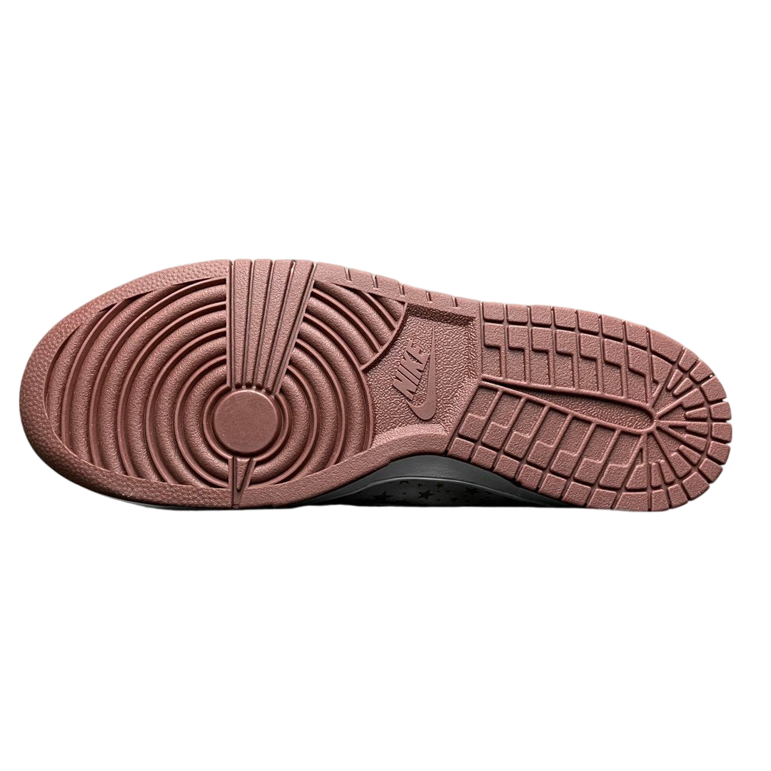 Nike SB Dunk Low Supreme Stars 'Barkroot Brown'