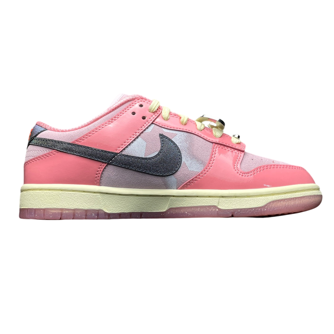 Nike Dunk Low LX 'Barbie'